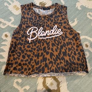 Blondie leopard tank size L (fits like small/medium in my opinion)